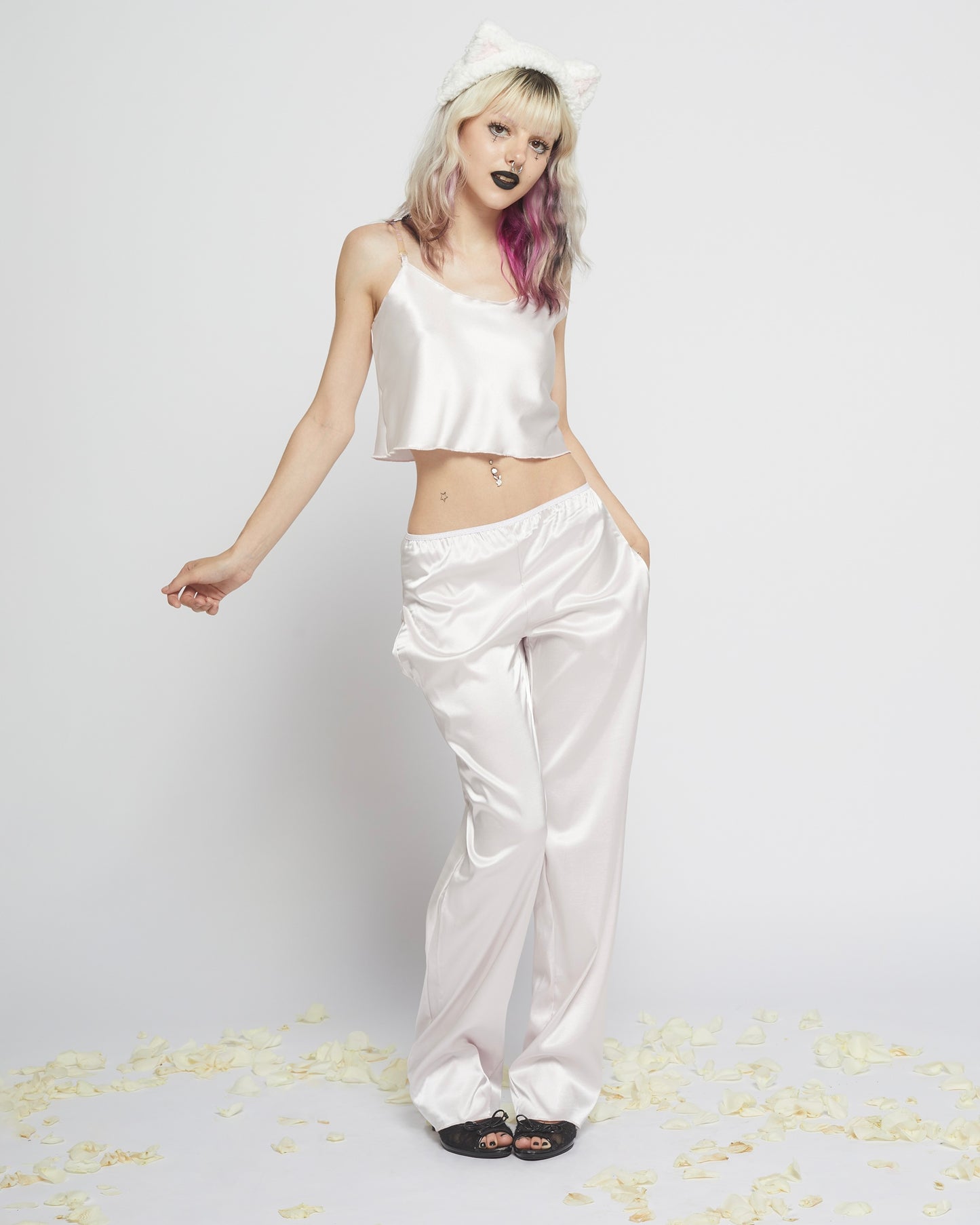 Gleamy Dreamy Satin Pants in Gardenia