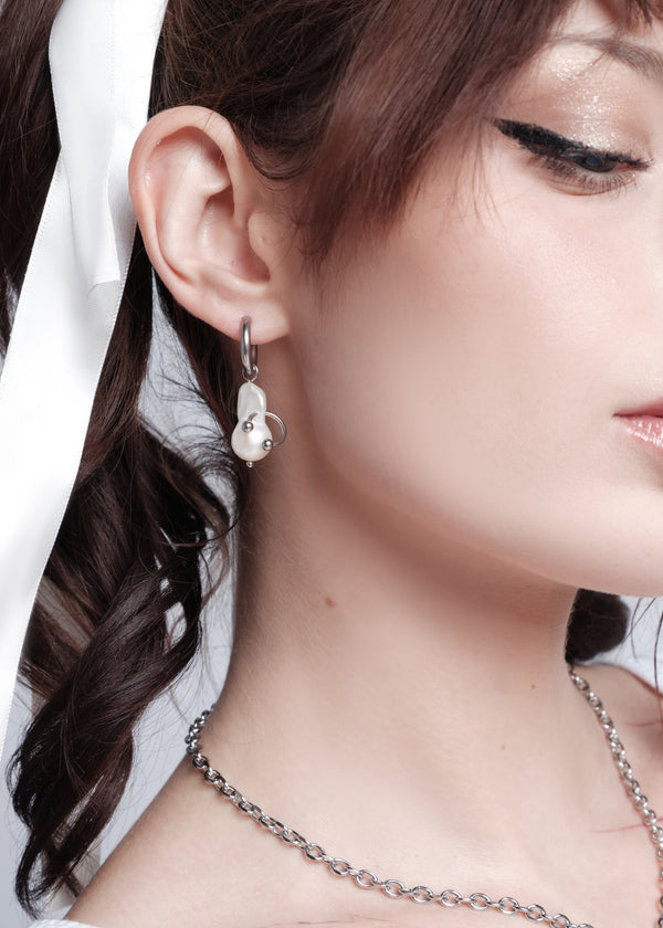 CUPIO EARRINGS