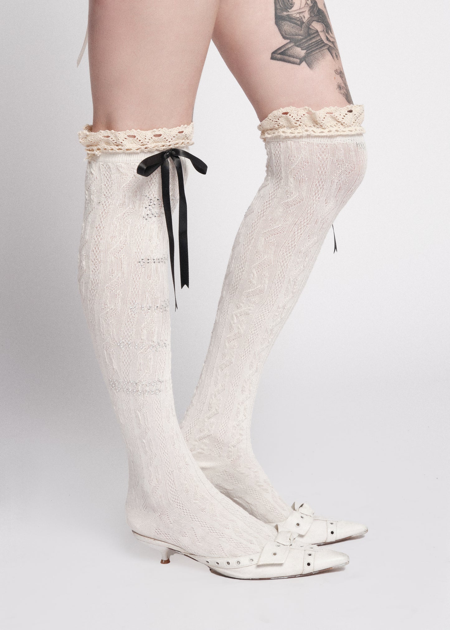 𝒩𝐸𝒲! VICTORIAN MEOW SOCKS